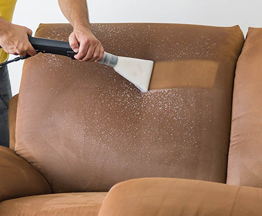 imagem-de-uma-poltrona-limpa